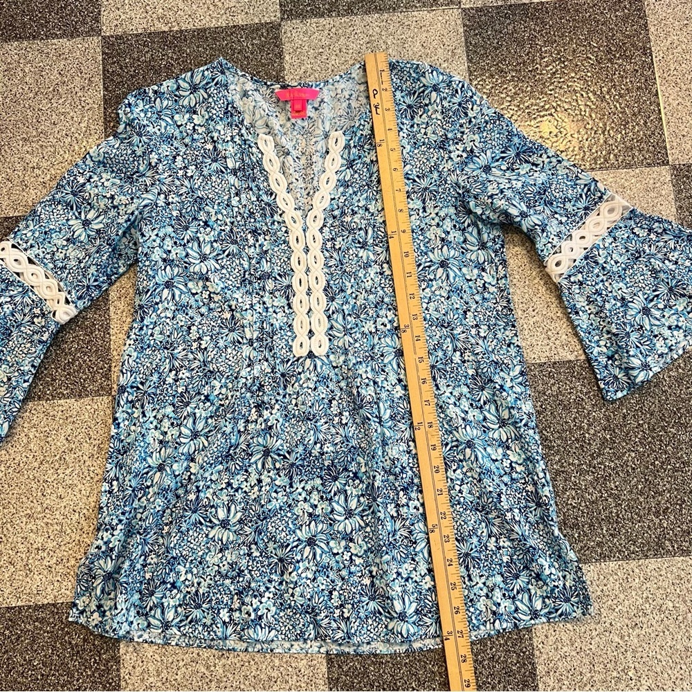 Lilly Pulitzer Hollie Tunic Top- Blue and White XS - Picture 4 of 11